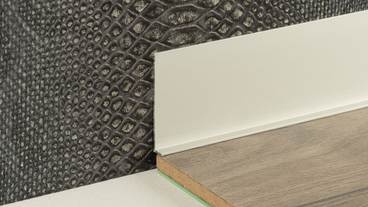 Aluminum skirting silver vinyl floor 14,5 x 60mm Aluminum skirting silver vinyl floor 14,5 x 60mm