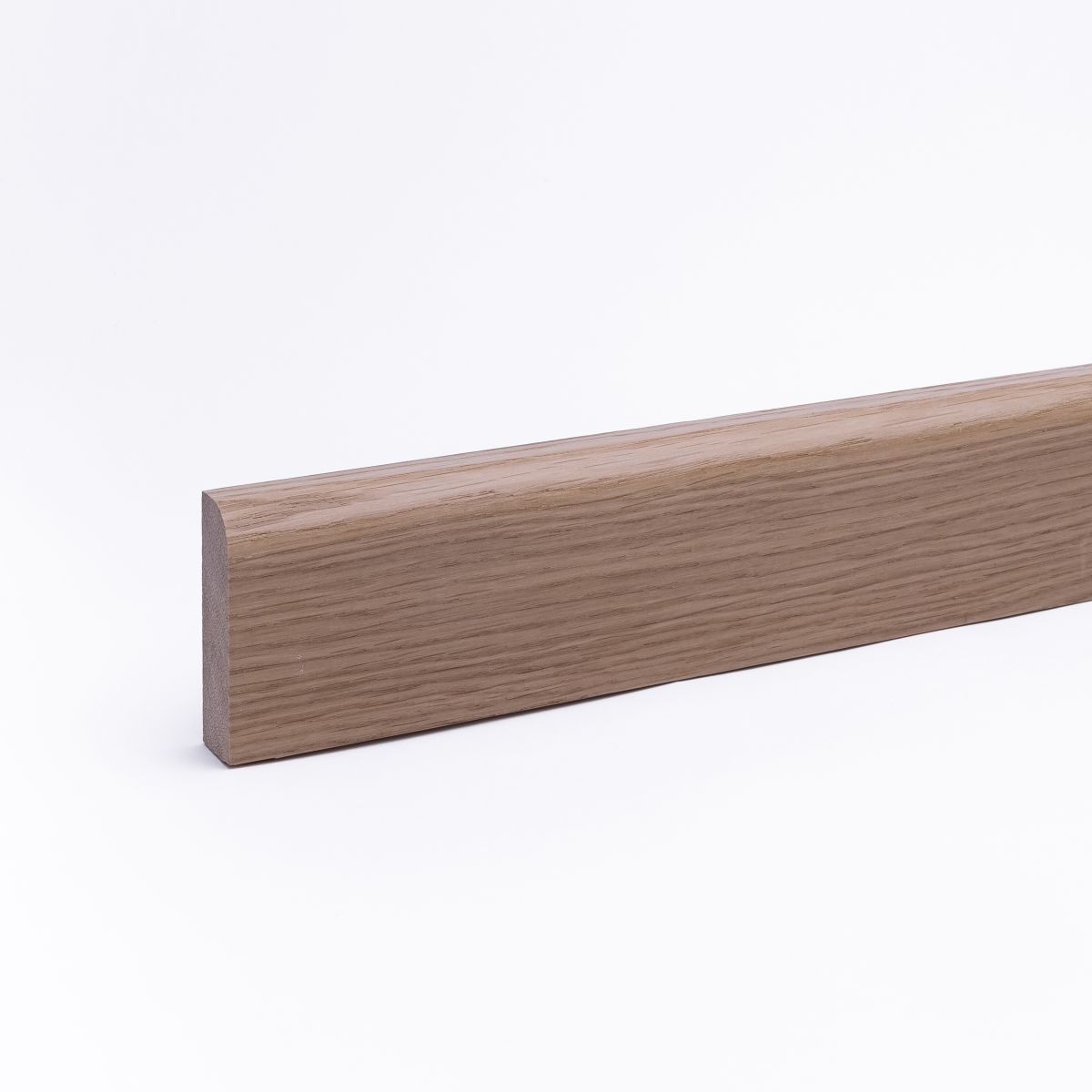 29 lfm Leiste massiv Eiche 58 x 19mm mit abgerundeter Vorderkante lackiert