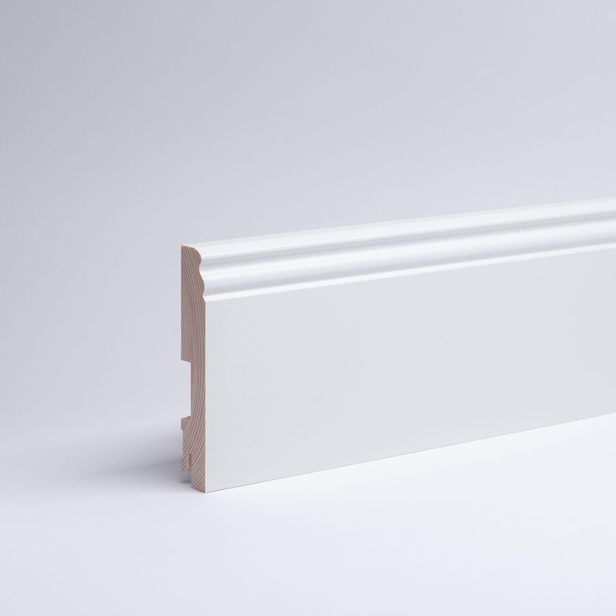 Solid wood skirting 120mm with Berlin profile RAL9016 Solid wood skirting 120mm with Berlin profile RAL9016