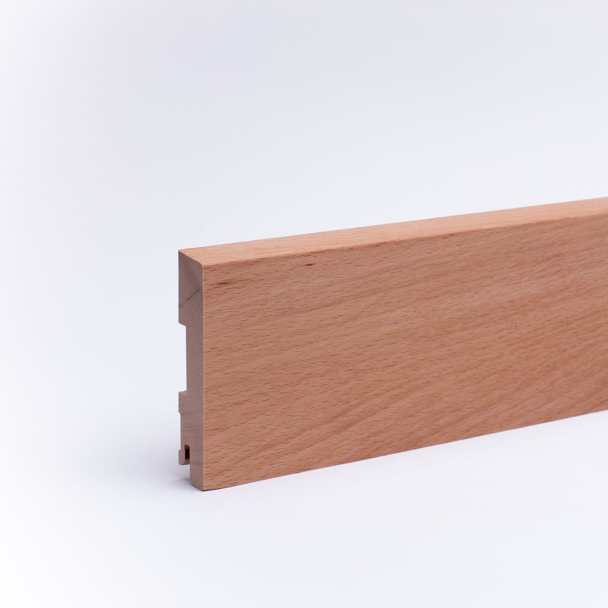 Solid wood skirting board beveled 100mm - beech oiled
