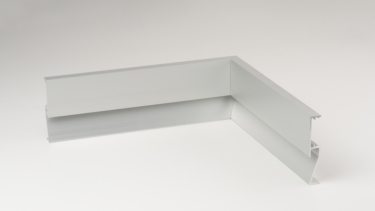 Innenecke 358 für LED-Sockelleiste 13 x 80mm