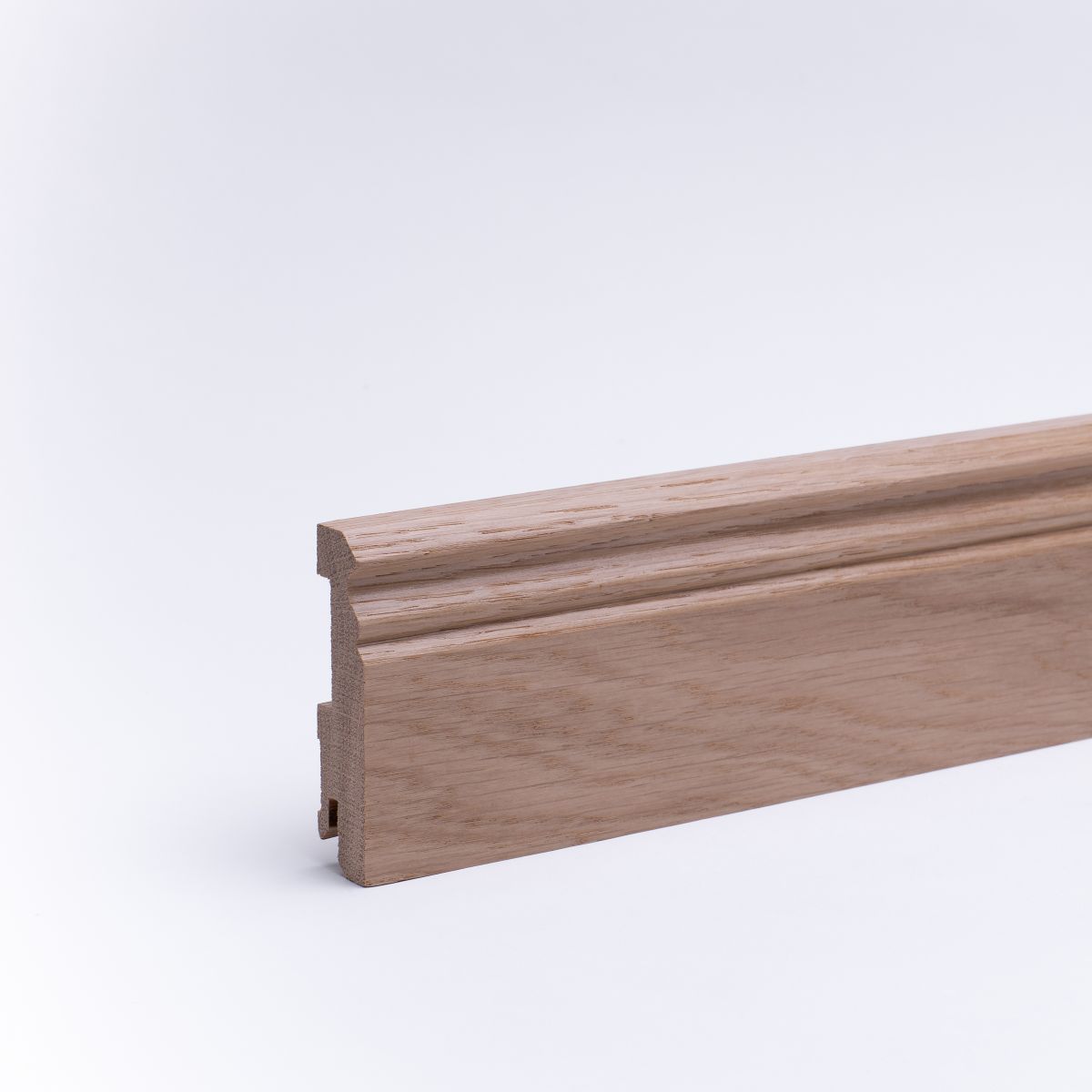 Solid wood skirting 80mm with Berlin profile varnished oak Solid wood skirting 80mm with Berlin profile varnished oak