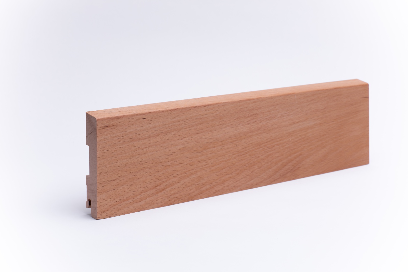 Solid wood skirting board beveled 100mm - beech oiled