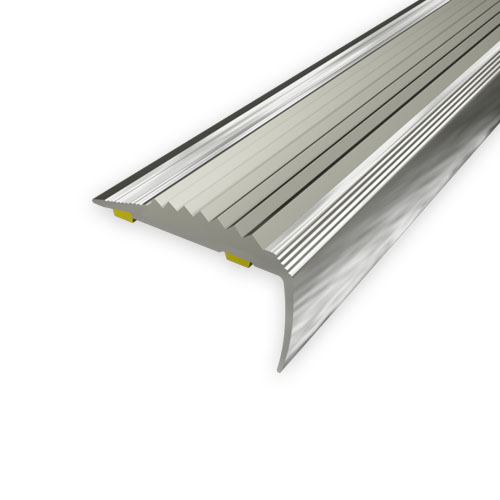 Stair nosing 40x20 with gray rubber insert, 2.70 m Stair nosing 40x20 with gray rubber insert, 2.70 m