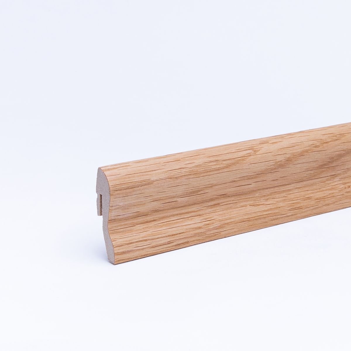 Veneer skirting 40mm oiled oak Veneer skirting 40mm oiled oak