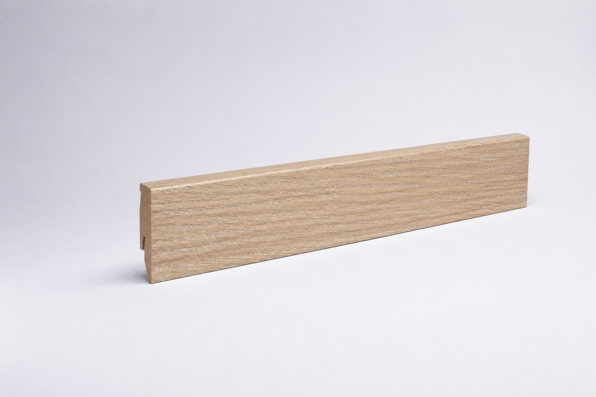 skirting with wood optics 60mm light oak