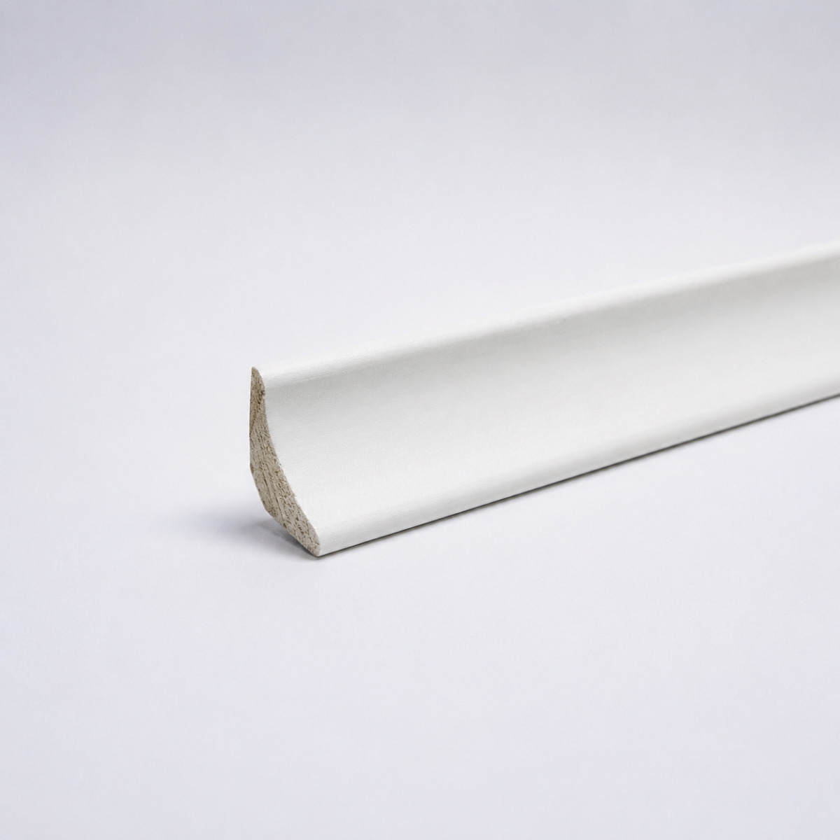 Real wood skirting as coved profile 14 x 14 mm in white varnished