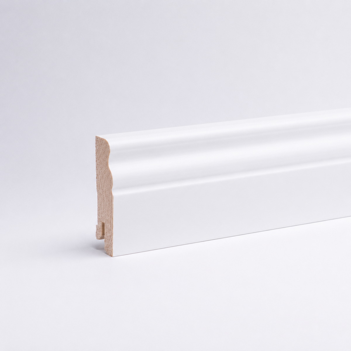 Massivholz-Sockelleiste Berliner Profil 60 x 15 mm - Weiß RAL 9016