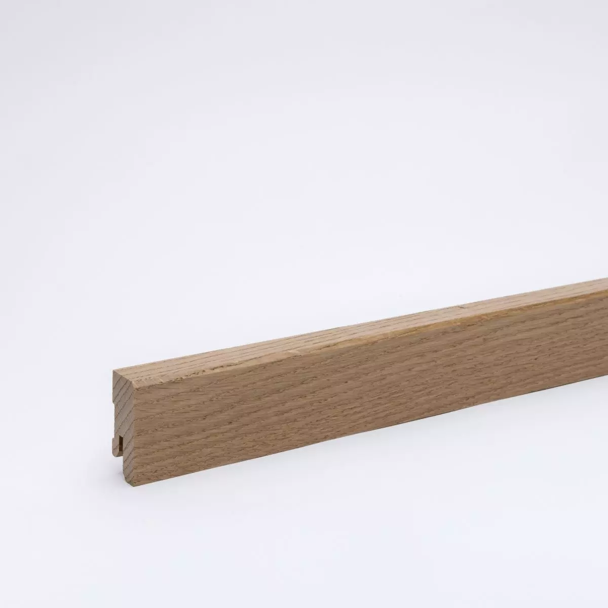 Solid wood skirting 40mm bevelled front edge - oak varnished