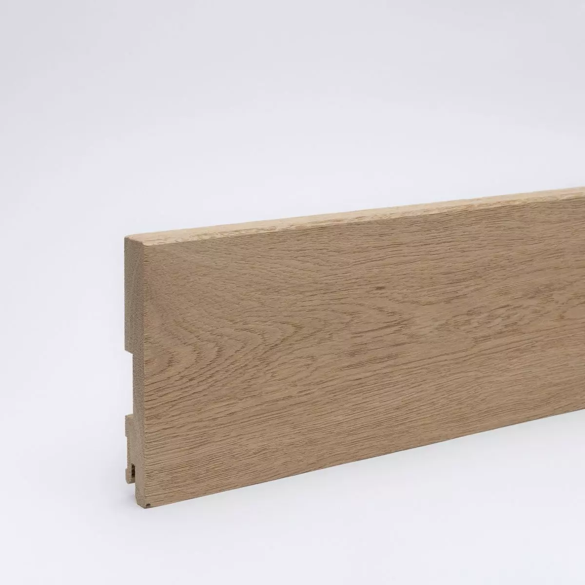 Massivholz-Sockelleiste 120mm gefaste Vorderkante - Eiche gebürstet roh