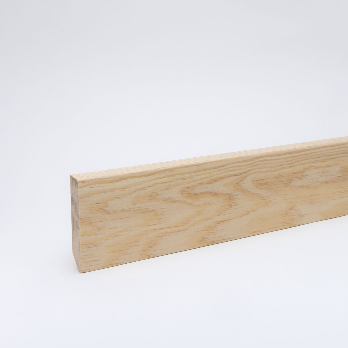Solid wood skirting board beveled 90mm - pine raw Solid wood skirting board beveled 90mm - pine raw