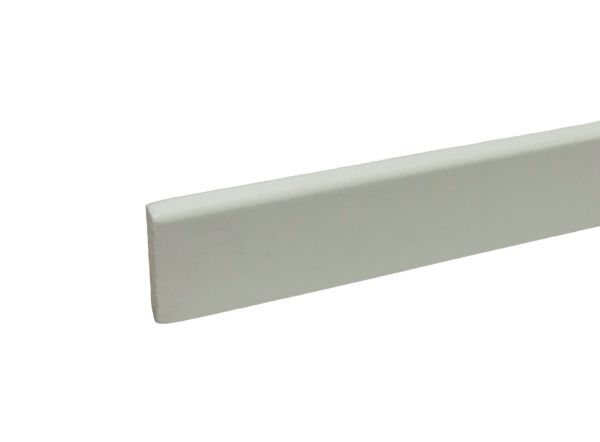 Deckleiste, Wandleiste Massivholz Sockelleiste 28 x 5 mm – Weiß lackiert RAL9010