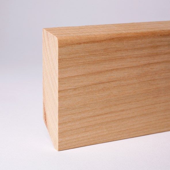 Massivholz-Sockelleiste 40mm mit abgeschrägter Vorderkante - Kirsche roh