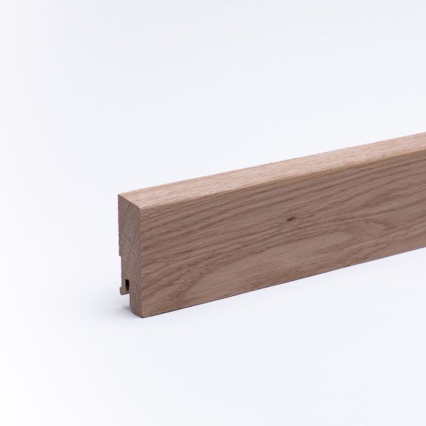 Massivholz-Sockelleiste 60mm abgeschrägt - Eiche gelackt