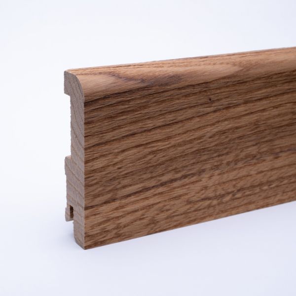 Massivholz-Sockelleiste mit abgerundeter 80mm - Eiche gebürstet und geölt
