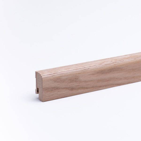 Massivholz-Sockelleiste 40x16mm abgerundet - Eiche lackiert
