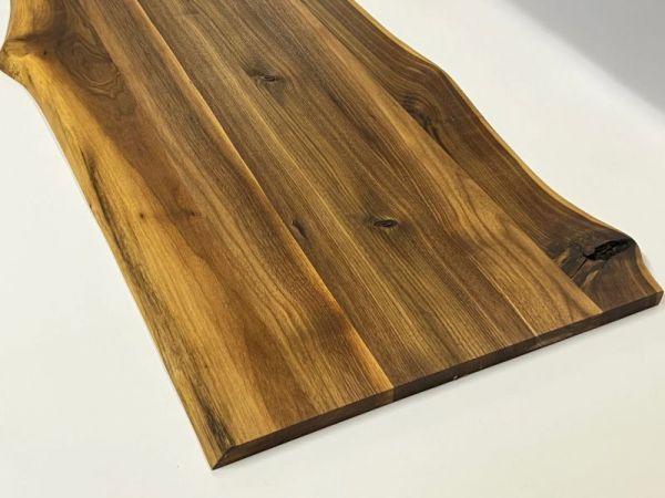 Massivholzplatte Nussbaum beidseitige Baumkante 100 x 46 - 52.5 cm - geölt - Stärke 22 mm